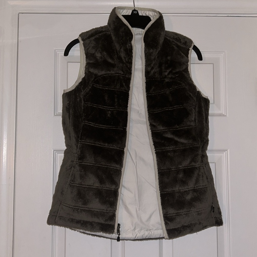 The North Face Women's White & Brown Vest reversable  (like new)